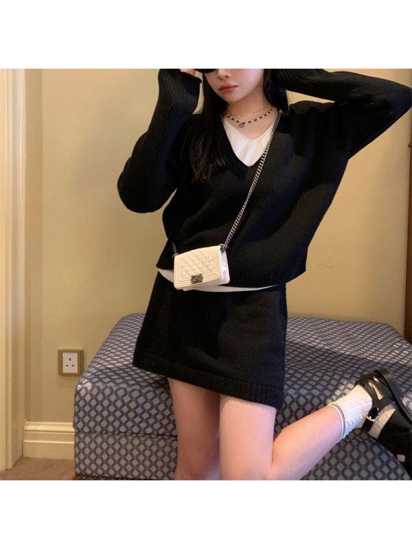 Korean Early Autumn Holiday Two Pieces Of Lazy Style Pullover Bottom Knitted Shirt Solid Color Design Feeling Pit Stripe Soft Glutinous Sweater For Women